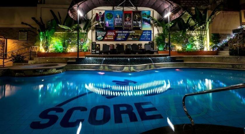 Score Birds Hotel Анхелес Экстерьер фото
